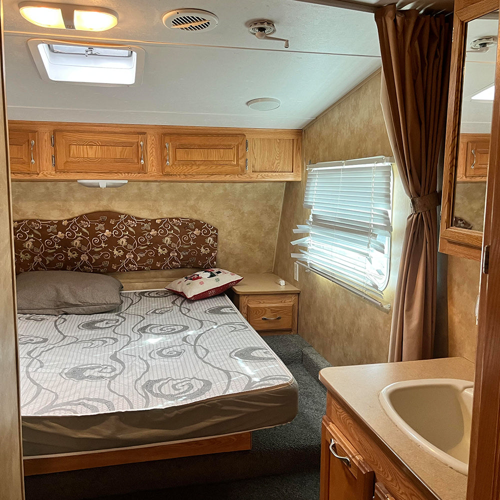 Keystone Hornet - 2005